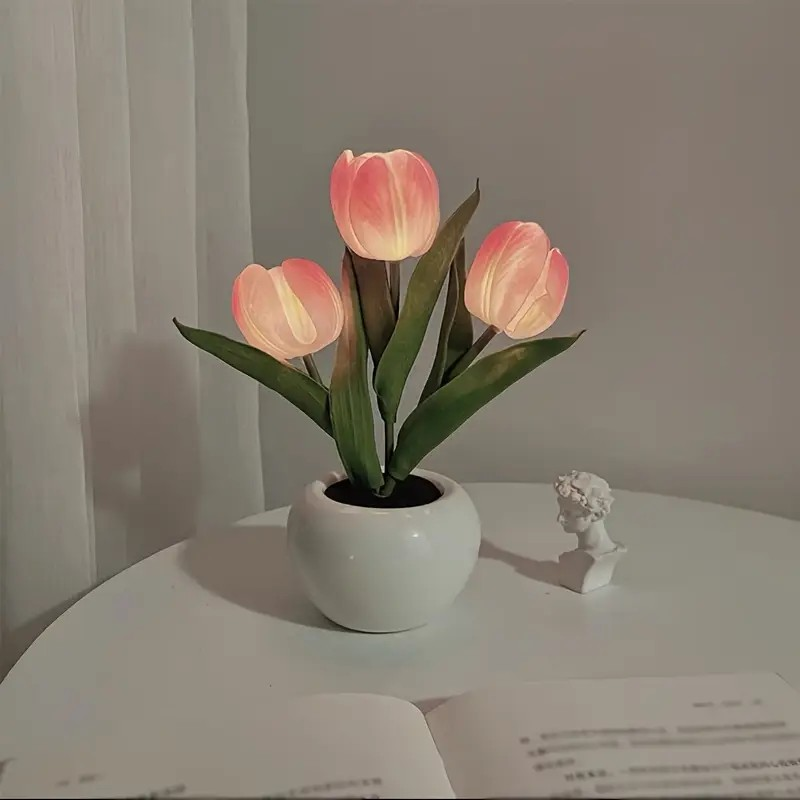 Tulip Bouquet / Lamp