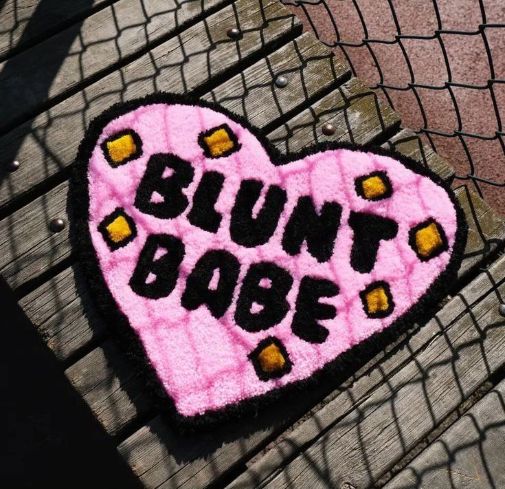 Blunt Babe / Rug