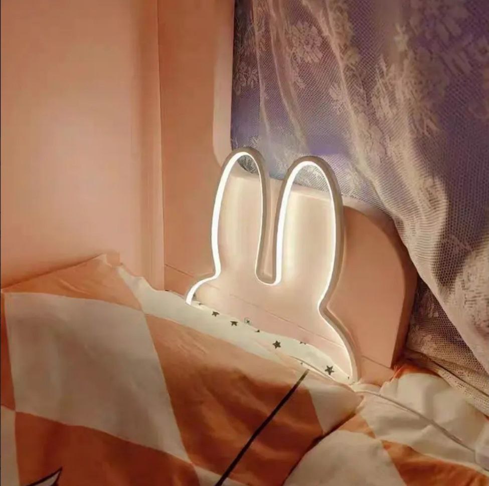 Bunny Ears / Light