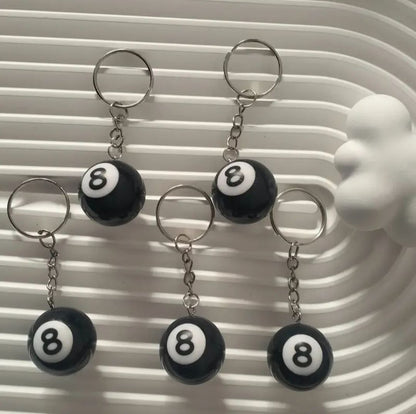 8 Ball / Keychain