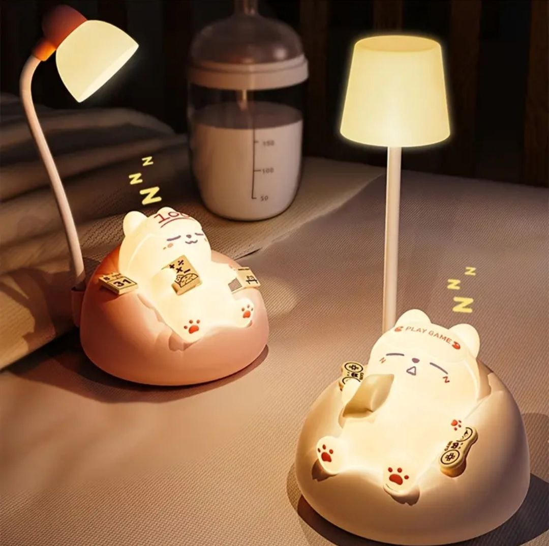 Kitty Sleeping / Lamp