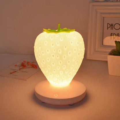 Strawberry / Lamp