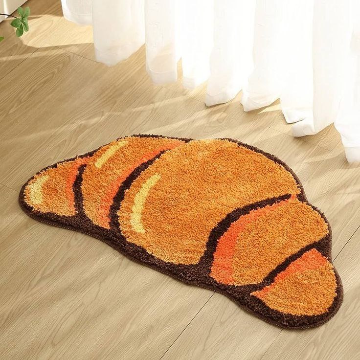 Croissant / Rug