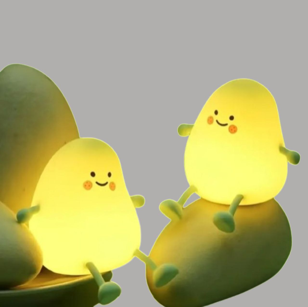 Cute Mango / Lamp
